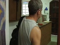 Sexy Küchenhilfe in den Arsch vöglen